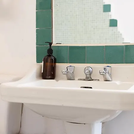 Propriete Unique De Trois Maisons 9 Au Coeur Du Croisic *