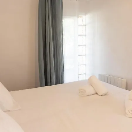 Propriete Unique De Trois Maisons 9 Au Coeur Du Croisic Le Croisic