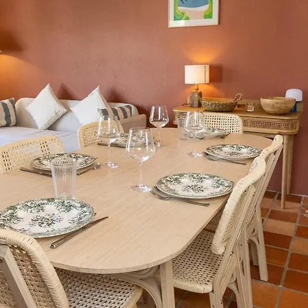 Dom wakacyjny Propriete Unique De Trois Maisons 9 Au Coeur Du Croisic *
