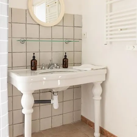 Propriete Unique De Trois Maisons 9 Au Coeur Du Croisic Tatil Evi Le Croisic