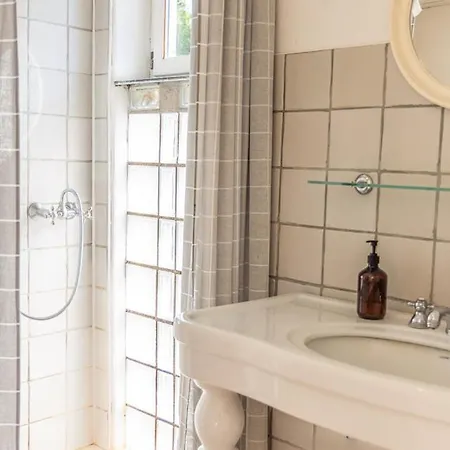 Propriete Unique De Trois Maisons 9 Au Coeur Du Croisic * Le Croisic