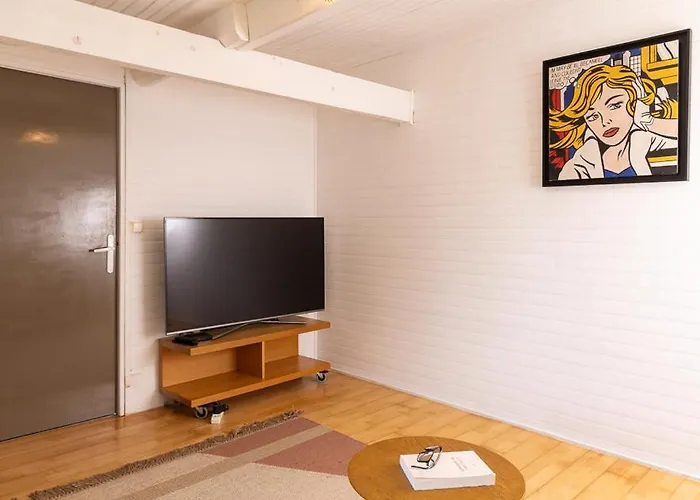 Propriete Unique De Trois Maisons 9 Au Coeur Du Croisic Ле Круазик